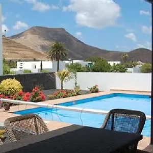https://villas-yaiza-village-yaiza-lanzarote.in-canary-islands.com